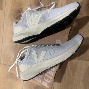 Women’s Veja Athletic sneaker